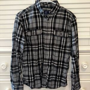 Black and Gray Plaid Button-Up Shirt